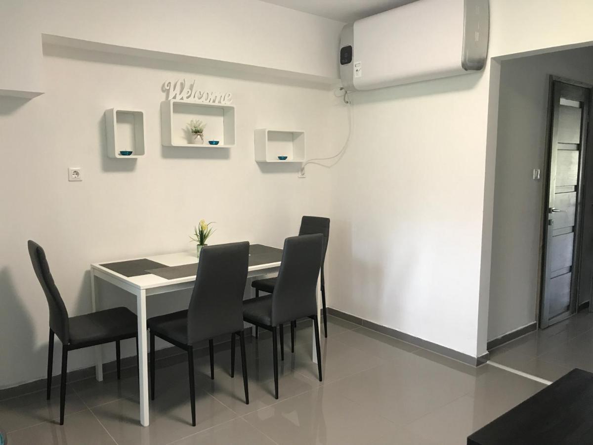 Tisza Gyongye Apartmanhaz Apartment Szeged Exterior photo