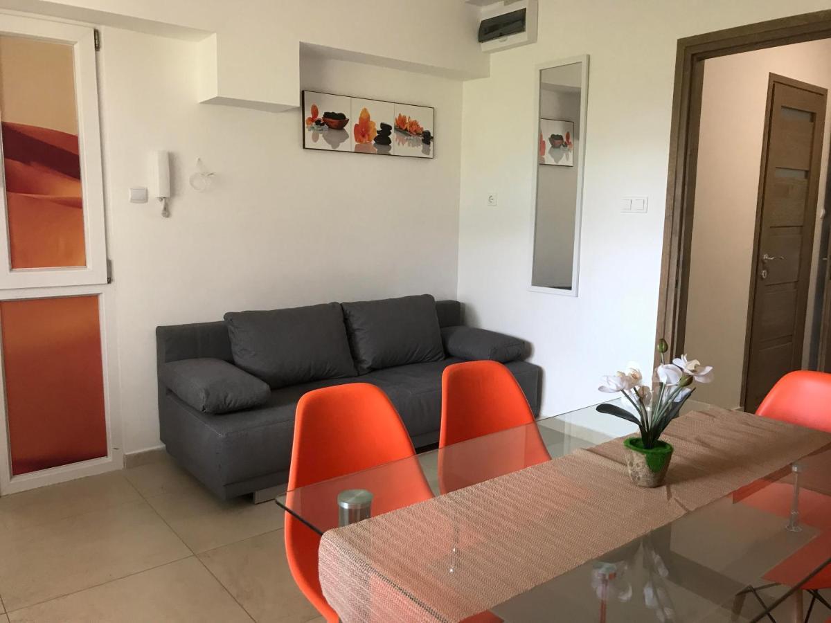 Tisza Gyongye Apartmanhaz Apartment Szeged Exterior photo